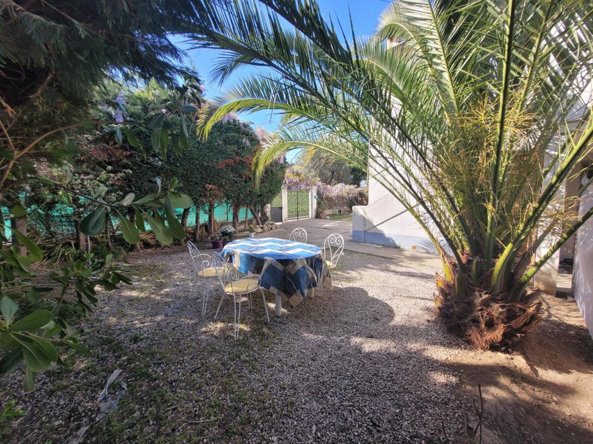 Villa La Desiree - Haut De Villa, 68M2, 8 Personnes Max, Climatise, 4 Etoiles, 120M2 De Jardin Et Parking, Wifi, Vu Mer Antibes Eksteriør billede